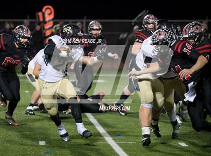 Thumbnail 1 in Ligonier Valley vs. Southern Columbia Area (PIAA Class 2A Semifinal) photogallery.
