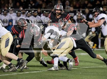 Thumbnail 1 in Ligonier Valley vs. Southern Columbia Area (PIAA Class 2A Semifinal) photogallery.