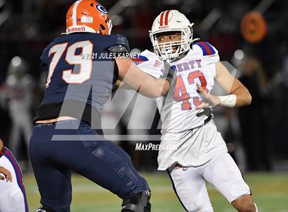 Thumbnail 3 in Liberty @ Bishop Gorman (NIAA 5A Southern Region Championship) photogallery.