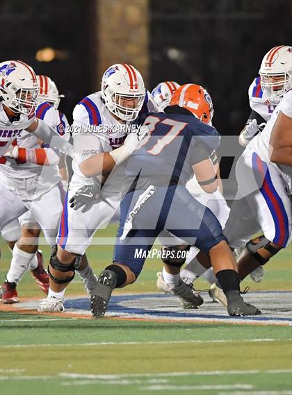 Thumbnail 3 in Liberty @ Bishop Gorman (NIAA 5A Southern Region Championship) photogallery.