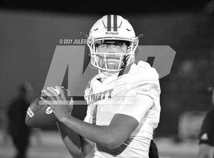 Thumbnail 2 in Liberty @ Bishop Gorman (NIAA 5A Southern Region Championship) photogallery.
