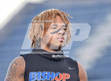 Thumbnail 1 in Liberty @ Bishop Gorman (NIAA 5A Southern Region Championship) photogallery.