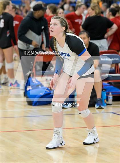 Thumbnail 1 in Omaha Westside vs. South Medford (Nike TOC Southwest) photogallery.