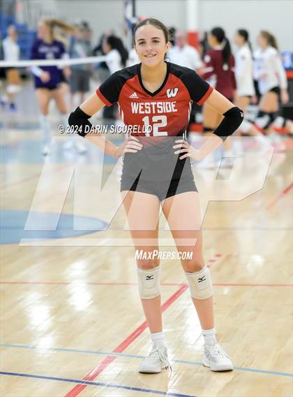 Thumbnail 1 in Omaha Westside vs. South Medford (Nike TOC Southwest) photogallery.