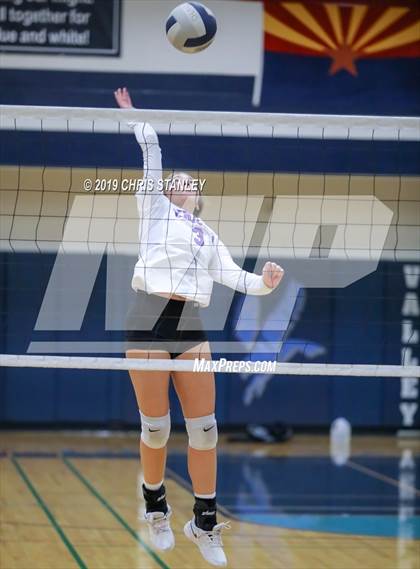 Thumbnail 2 in Deer Valley vs Lake Havasu (AIA 4A Round 1 Playoff) photogallery.