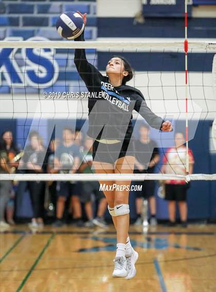 Thumbnail 2 in Deer Valley vs Lake Havasu (AIA 4A Round 1 Playoff) photogallery.