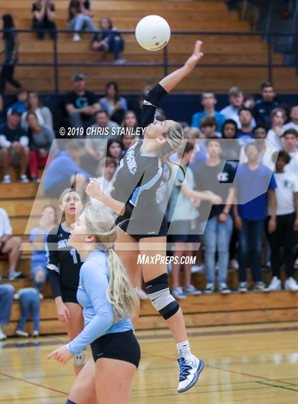 Thumbnail 1 in Deer Valley vs Lake Havasu (AIA 4A Round 1 Playoff) photogallery.