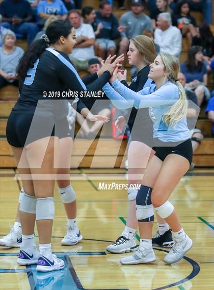 Thumbnail 1 in Deer Valley vs Lake Havasu (AIA 4A Round 1 Playoff) photogallery.