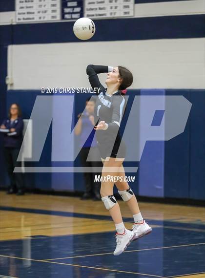 Thumbnail 3 in Deer Valley vs Lake Havasu (AIA 4A Round 1 Playoff) photogallery.
