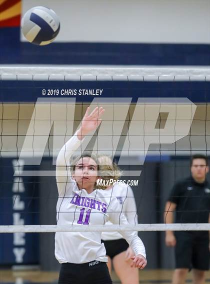 Thumbnail 2 in Deer Valley vs Lake Havasu (AIA 4A Round 1 Playoff) photogallery.
