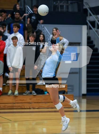 Thumbnail 2 in Deer Valley vs Lake Havasu (AIA 4A Round 1 Playoff) photogallery.
