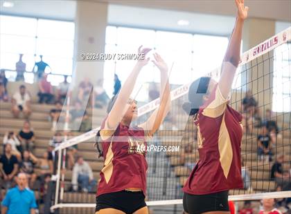 Thumbnail 1 in Montgomery @ Mission Hills photogallery.