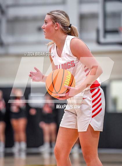 Thumbnail 1 in Tuckerman vs Newport (3A-2 District Tournament) photogallery.