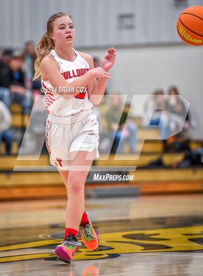 Thumbnail 2 in Tuckerman vs Newport (3A-2 District Tournament) photogallery.