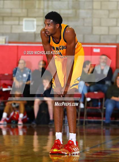 Thumbnail 2 in Rancho Christian vs. Gonzaga (Nike Extravaganza) photogallery.