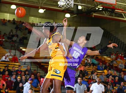 Thumbnail 2 in Rancho Christian vs. Gonzaga (Nike Extravaganza) photogallery.