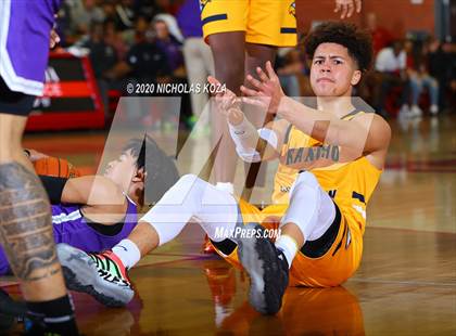 Thumbnail 2 in Rancho Christian vs. Gonzaga (Nike Extravaganza) photogallery.