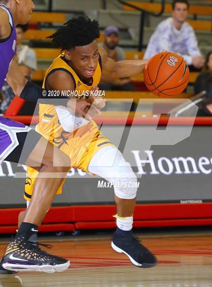 Thumbnail 2 in Rancho Christian vs. Gonzaga (Nike Extravaganza) photogallery.