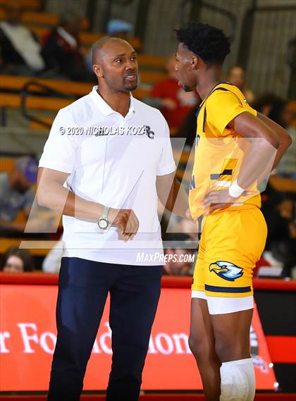 Thumbnail 2 in Rancho Christian vs. Gonzaga (Nike Extravaganza) photogallery.