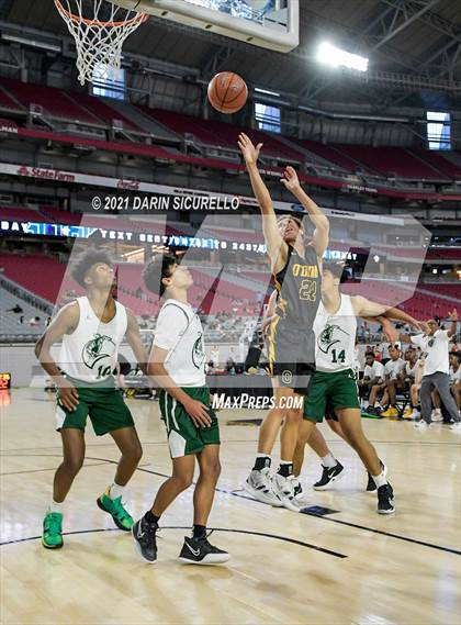 Thumbnail 1 in Bishop O'Dowd vs  Strake Jesuit (Section 7 Arizona Tournament) photogallery.