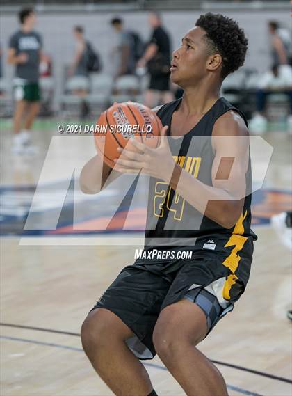 Thumbnail 2 in Bishop O'Dowd vs  Strake Jesuit (Section 7 Arizona Tournament) photogallery.