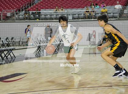 Thumbnail 2 in Bishop O'Dowd vs  Strake Jesuit (Section 7 Arizona Tournament) photogallery.