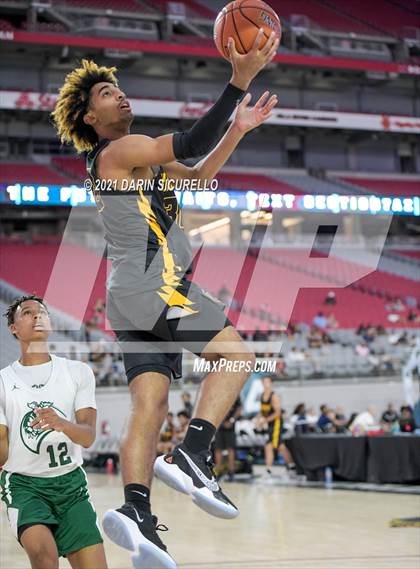 Thumbnail 1 in Bishop O'Dowd vs  Strake Jesuit (Section 7 Arizona Tournament) photogallery.