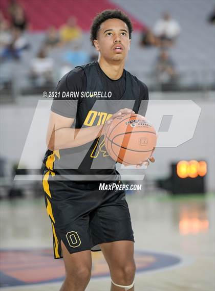 Thumbnail 3 in Bishop O'Dowd vs  Strake Jesuit (Section 7 Arizona Tournament) photogallery.