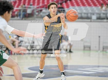 Thumbnail 2 in Bishop O'Dowd vs  Strake Jesuit (Section 7 Arizona Tournament) photogallery.