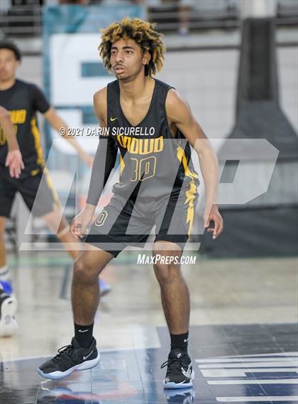 Thumbnail 3 in Bishop O'Dowd vs  Strake Jesuit (Section 7 Arizona Tournament) photogallery.