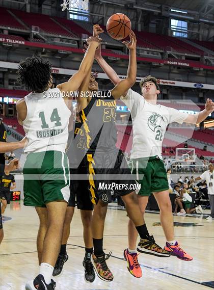 Thumbnail 2 in Bishop O'Dowd vs  Strake Jesuit (Section 7 Arizona Tournament) photogallery.