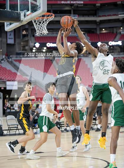 Thumbnail 2 in Bishop O'Dowd vs  Strake Jesuit (Section 7 Arizona Tournament) photogallery.