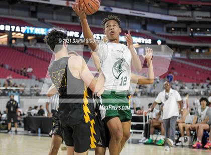 Thumbnail 2 in Bishop O'Dowd vs  Strake Jesuit (Section 7 Arizona Tournament) photogallery.