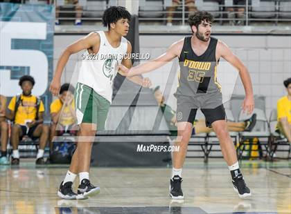 Thumbnail 1 in Bishop O'Dowd vs  Strake Jesuit (Section 7 Arizona Tournament) photogallery.