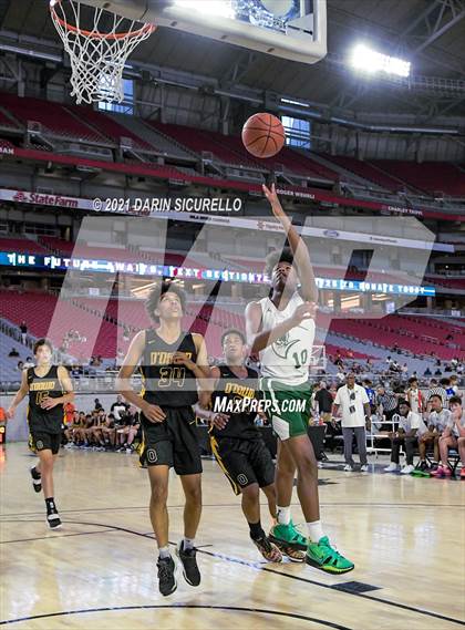 Thumbnail 2 in Bishop O'Dowd vs  Strake Jesuit (Section 7 Arizona Tournament) photogallery.