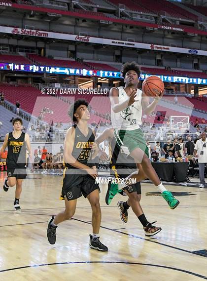 Thumbnail 3 in Bishop O'Dowd vs  Strake Jesuit (Section 7 Arizona Tournament) photogallery.