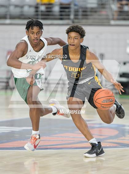 Thumbnail 1 in Bishop O'Dowd vs  Strake Jesuit (Section 7 Arizona Tournament) photogallery.