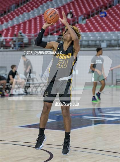 Thumbnail 1 in Bishop O'Dowd vs  Strake Jesuit (Section 7 Arizona Tournament) photogallery.