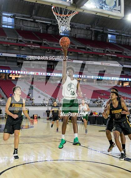Thumbnail 2 in Bishop O'Dowd vs  Strake Jesuit (Section 7 Arizona Tournament) photogallery.