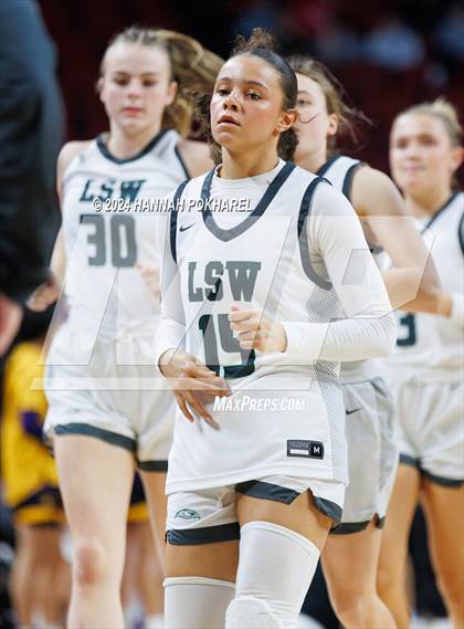 Thumbnail 2 in Lincoln Southwest vs. Bellevue West (NSAA Class A Semifinal) photogallery.