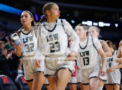 Thumbnail 1 in Lincoln Southwest vs. Bellevue West (NSAA Class A Semifinal) photogallery.