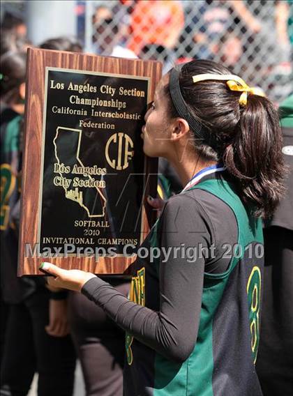 Thumbnail 3 in Banning vs. Narbonne (CIF LA City Invitational Final) photogallery.
