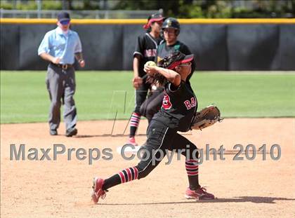 Thumbnail 2 in Banning vs. Narbonne (CIF LA City Invitational Final) photogallery.