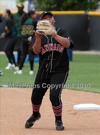 Thumbnail 2 in Banning vs. Narbonne (CIF LA City Invitational Final) photogallery.