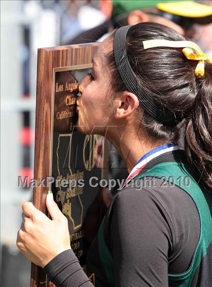 Thumbnail 2 in Banning vs. Narbonne (CIF LA City Invitational Final) photogallery.