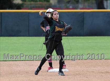 Thumbnail 3 in Banning vs. Narbonne (CIF LA City Invitational Final) photogallery.