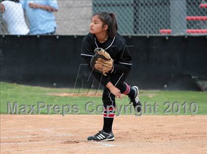 Thumbnail 2 in Banning vs. Narbonne (CIF LA City Invitational Final) photogallery.