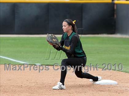 Thumbnail 2 in Banning vs. Narbonne (CIF LA City Invitational Final) photogallery.