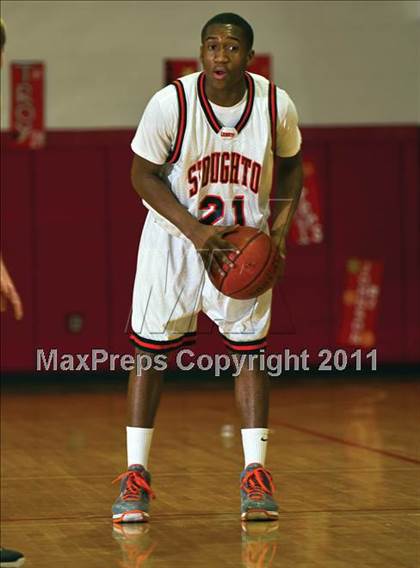 Thumbnail 2 in Stoughton vs. Mansfield (Hockomock League Winter Classic) photogallery.