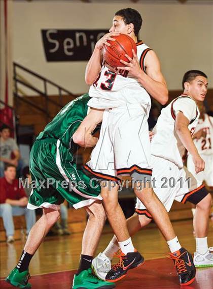 Thumbnail 2 in Stoughton vs. Mansfield (Hockomock League Winter Classic) photogallery.